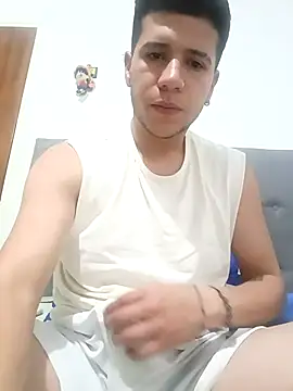 Andrew18ramirez online show from February 16, 5:58 am