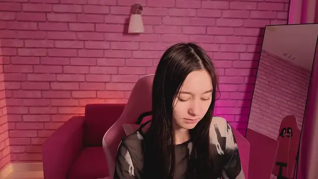 Nicole Brownie online show from May 22, 12:51 am