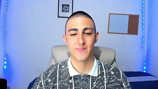 babyted272 online show from April 22, 5:43 am