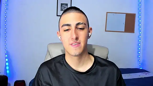 babyted272 online show from April 24, 6:38 am