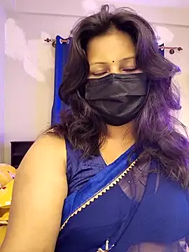 Snapshot of noty_girl2 chatting on May 8, 7:30 pm noty girl2 online show from May 8, 7:30 pm