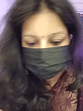 Snapshot of noty_girl2 chatting on June 1, 6:31 pm noty girl2 online show from June 1, 6:31 pm