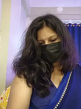 Snapshot of noty_girl2 chatting on June 3, 7:33 am noty girl2 online show from June 3, 7:33 am