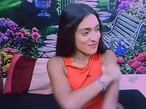 Snapshot of IndianPretty14u2Luv chatting on April 27, 5:16 am IndianPretty14u2Luv online show from April 27, 5:16 am