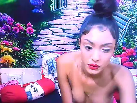 Snapshot of IndianPretty14u2Luv chatting on May 30, 6:27 pm IndianPretty14u2Luv online show from May 30, 6:27 pm