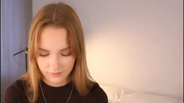 HellenSpelly online show from March 1, 10:12 pm