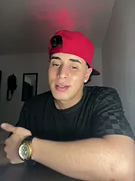 Maximuz1920 online show from March 12, 2:18 am