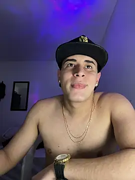 Maximuz1920 online show from March 20, 12:48 am