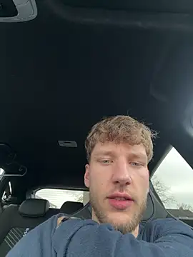 Snapshot of YoungSkinnyBoy20 chatting on February 9, 12:53 pm YoungSkinnyBoy20 online show from February 9, 12:53 pm