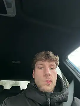 Snapshot of YoungSkinnyBoy20 chatting on February 12, 3:07 pm YoungSkinnyBoy20 online show from February 12, 3:07 pm