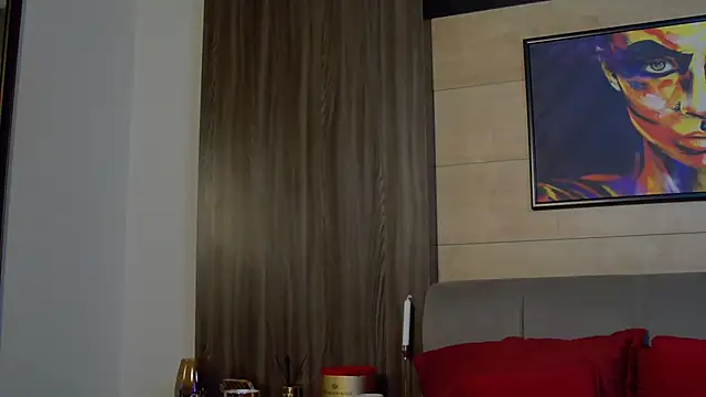 DesireMilf online show from February 28, 4:57 am