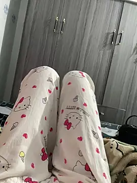 Phuonghot189 online show from February 6, 12:30 pm