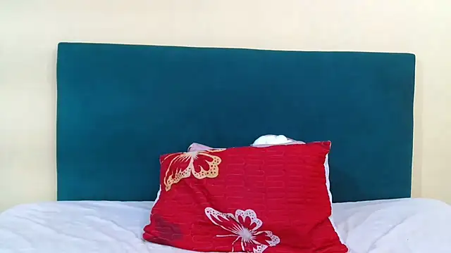 FreakyMelanin18 online show from April 11, 11:42 pm