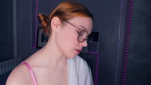 aIexsunshine online show from February 4, 8:36 pm