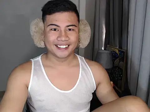 Snapshot of beraldick chatting on March 5, 11:23 pm beraldick online show from March 5, 11:23 pm