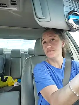 Sunflower0025 online show from April 24, 5:59 pm