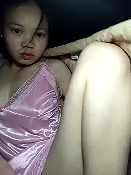 derylove  online show from February 5, 5:06 pm