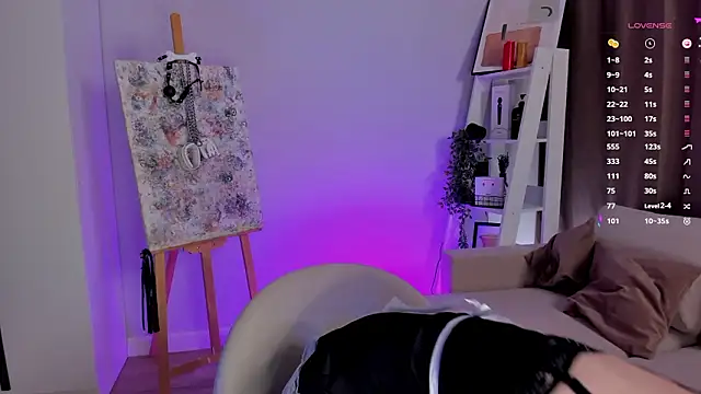 Snapshot of EdraFels chatting on February 19, 9:11 pm EdraFels online show from February 19, 9:11 pm