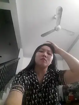 Snapshot of Heo_xxinhxx chatting on February 1, 4:27 pm Heo xxinhxx online show from February 1, 4:27 pm