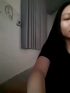 Snapshot of Heo_xxinhxx chatting on February 5, 10:20 am Heo xxinhxx online show from February 5, 10:20 am