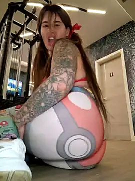 TattooGirlAlia online show from December 12, 9:04 pm