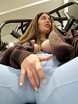 TattooGirlAlia online show from February 20, 9:20 pm