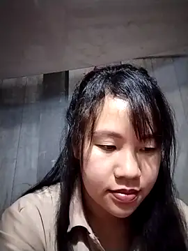 Lymimi online show from April 18, 7:58 pm