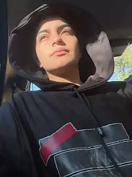 bliinkii and luka  online show from February 27, 12:49 pm