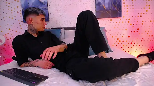 Max Hader online show from February 10, 1:15 pm