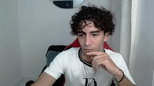 Caius fox online show from February 4, 10:54 am