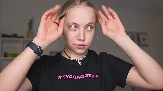 Appr0ved  online show from March 26, 3:06 pm