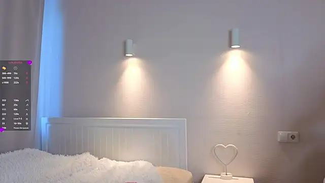 LoraLynn online show from April 21, 3:17 pm