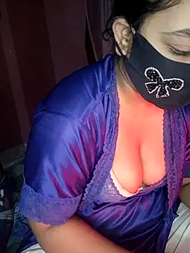 Snapshot of Ms-Nusrat chatting on May 10, 10:31 am Ms-Nusrat online show from May 10, 10:31 am