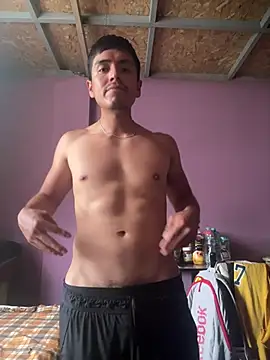 Snapshot of serranoandre chatting on February 23, 9:23 pm serranoandre online show from February 23, 9:23 pm