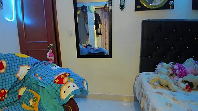 Rebecahart online show from March 14, 5:24 am