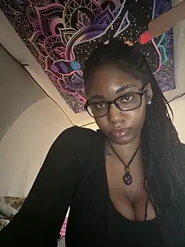 Ebonythroat777 online show from April 7, 11:37 pm