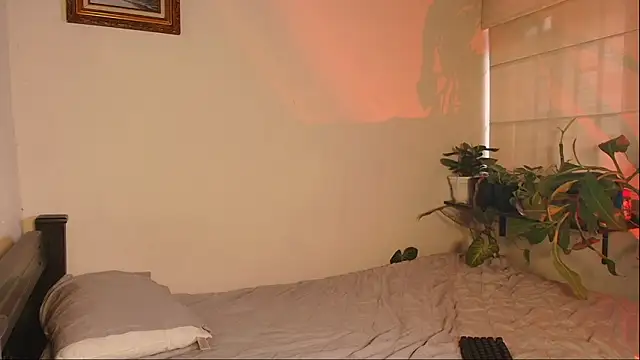 slowburnmystic online show from February 26, 10:31 pm