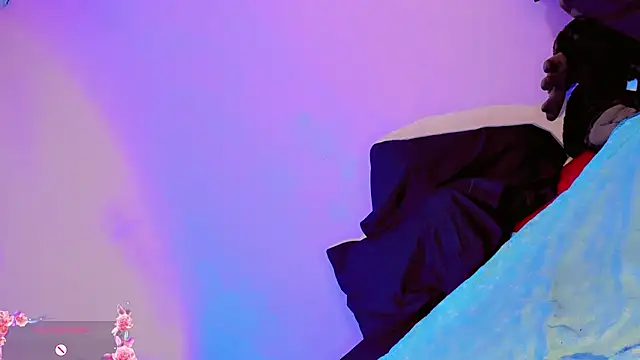 zoe rous2 online show from March 18, 1:47 pm