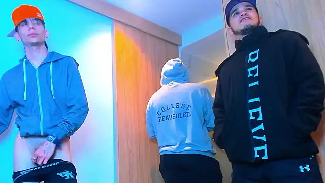 TheBatMansion online show from February 15, 5:59 am