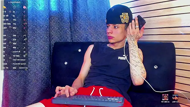 TheBatMansion online show from June 14, 9:06 pm