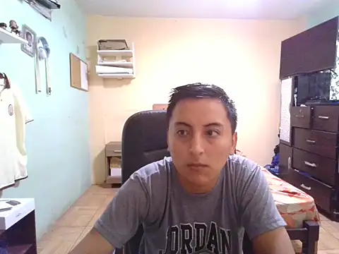 d andres28 online show from March 14, 3:39 pm