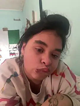 Snapshot of Aloyenita chatting on February 26, 8:13 am Aloyenita online show from February 26, 8:13 am