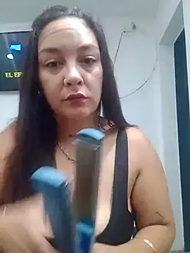 kuramaqueen online show from March 1, 8:16 am