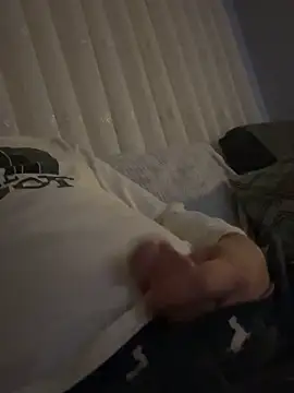 Ateslipanter31 online show from March 15, 12:05 am