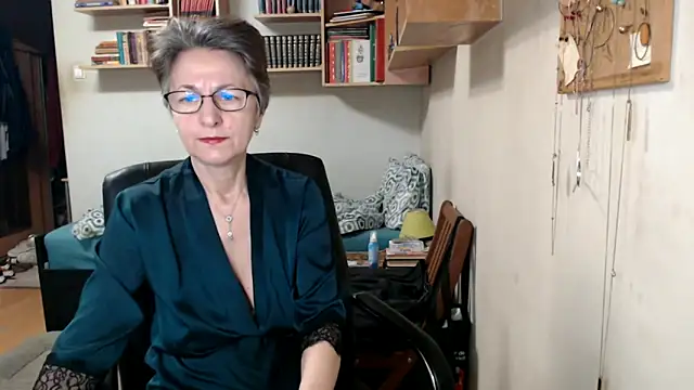 katemodel online show from September 21, 5:53 am