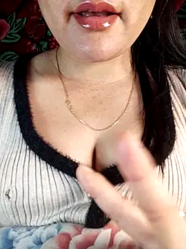 Reina Fcup01 online show from February 9, 5:22 am