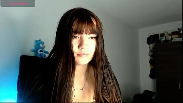 angel naturall online show from February 1, 9:46 pm