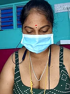 Snapshot of TamilSembaruthi143 chatting on April 10, 7:29 pm TamilSembaruthi143 online show from April 10, 7:29 pm