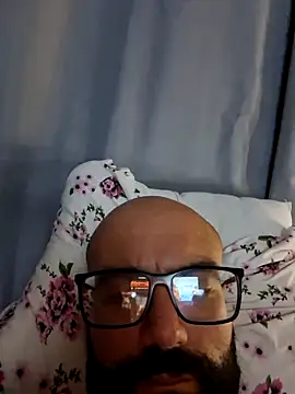 Snapshot of Robsonitj90 chatting on May 20, 10:43 am Robsonitj90 online show from May 20, 10:43 am