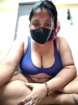 Curvy Trisha online show from April 15, 11:17 am